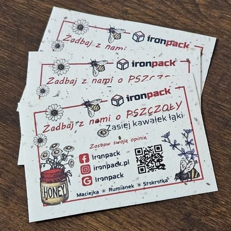 Kartki A7 Ironpack „Zadbaj z nami o pszczoły” z kodem QR na papierze z nasionami