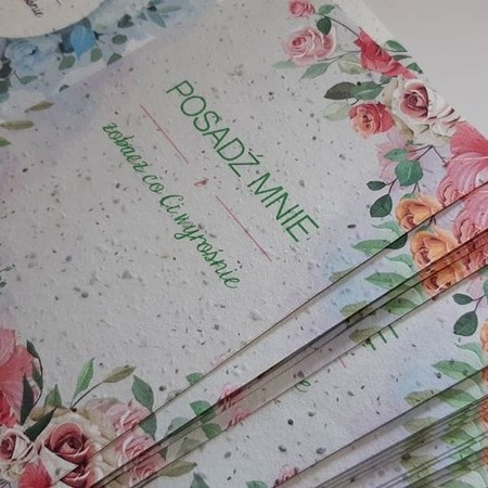 Kartki A6 „Posadź mnie” z ramką z róż na papierze z nasionami