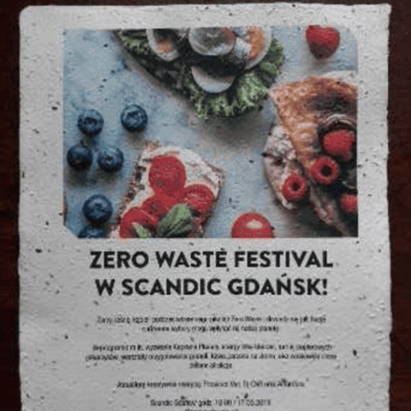 Plakat A4 Zero Waste Festival w Scandic Gdańsk wydrukowany na papierze z nasionami