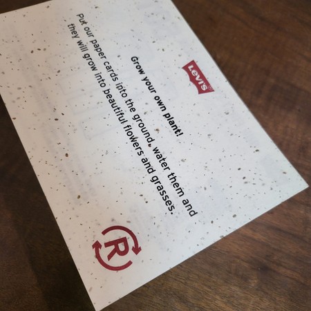 Ulotka Levi’s „Grow your own plant” – druk na papierze z nasionami do posadzenia